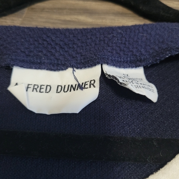 Alfred Dunner Women Cardigan Sweater Size 1X Embroidered - Picture 4 of 7